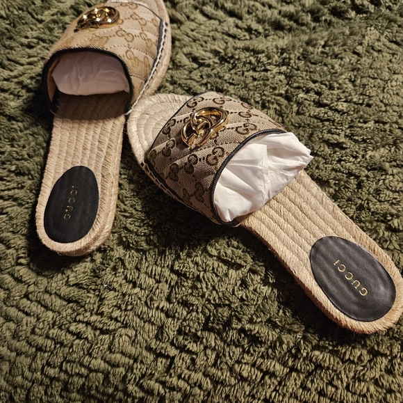 WOMEN'S GG MATELASSÉ CANVAS ESPADRILLE SANDAL RUBBER SOLE 10.5 - Picture 3 of 7